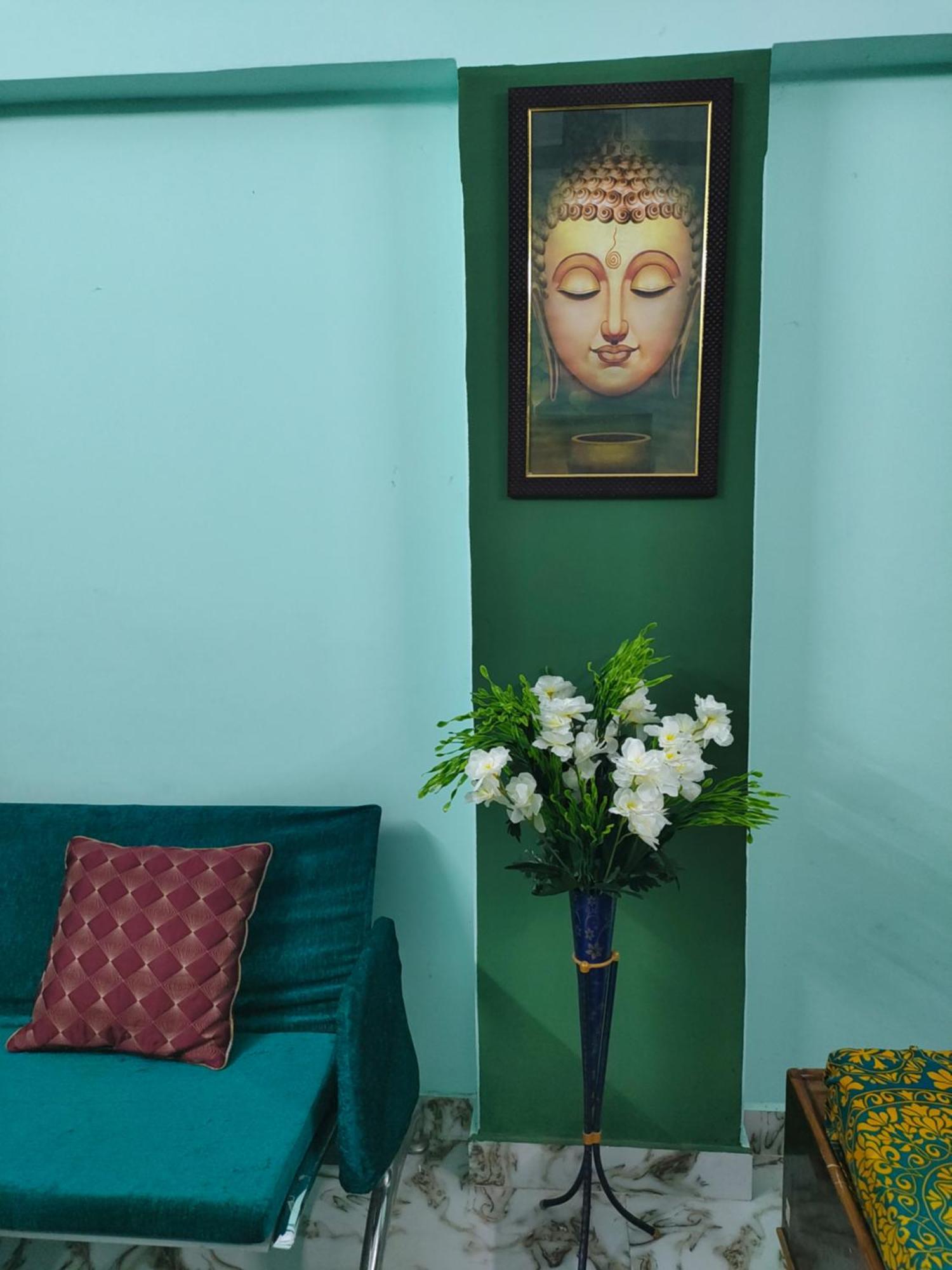 Banarasiya Close To Banaras Railway Station * Varanasi