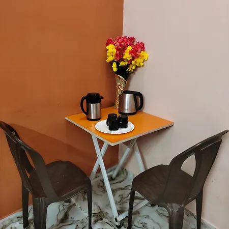 Banarasiya Homestay Close To Banaras Railway Station Varanasi Room photo